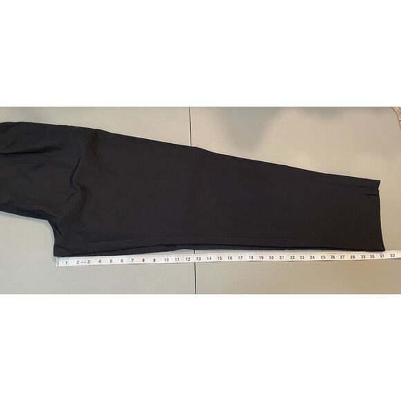 Under Armour Men’s Black Loose Fit Lined Windbreaker Pull On Pants Size Medium - Picture 6 of 8